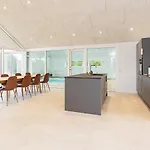 10 Person In Jerup-by Traum Jerup