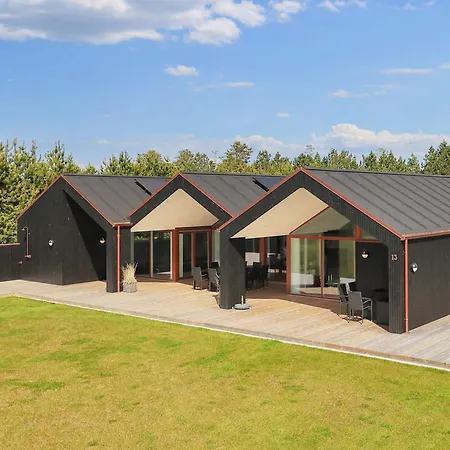 Liii Holiday home